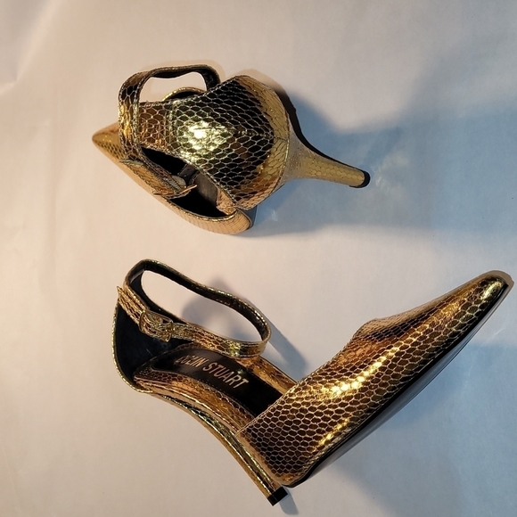 Women's Colin Stuart Gold Heels New - Picture 3 of 9